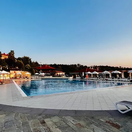 Cozy Santa Marina Apartment Sosopol